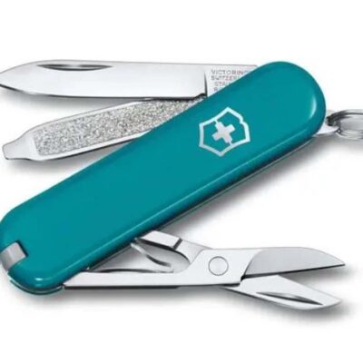 Victorinox Classic SD Pocket Knife - Mountain Lake - Green